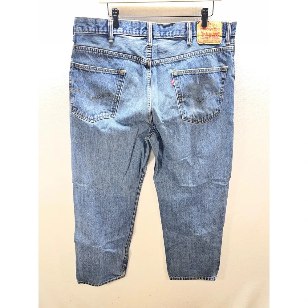 Levis 550 Relaxed Fit‎ Tapered Leg Jeans Mens 40/30 Medium Wash Blue Denim 3199